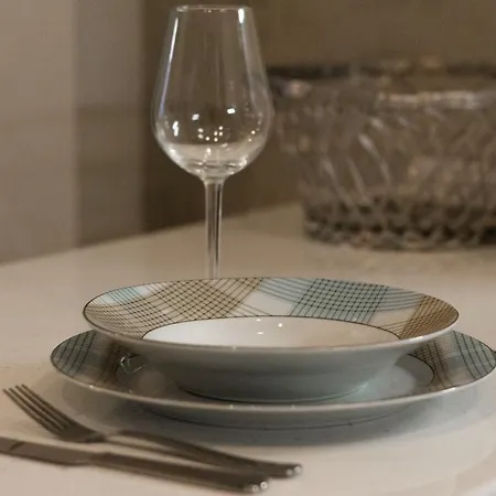 Luxury Philoxenia Apartment *